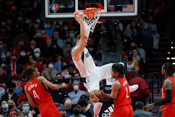 B2C6A500-555B-4AF2-93E5-AB6C5025C99C